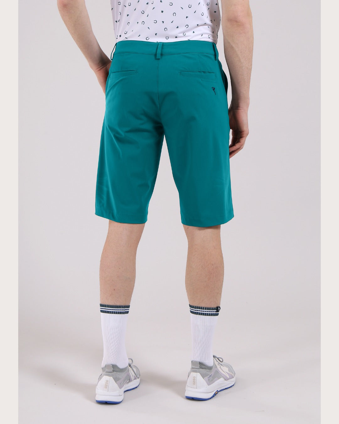 CHERVO(シェルボ)スーパーフレックス4ウェイストレッチショートパンツ