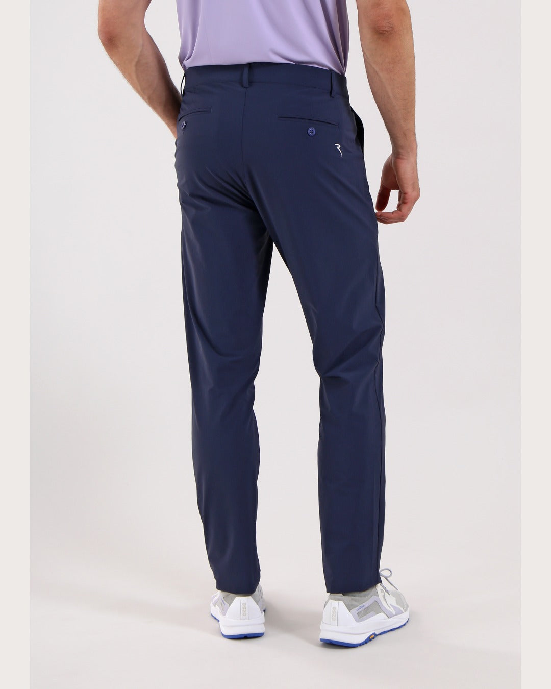 CHERVO(シェルボ)軽量撥水ストレッチパンツ