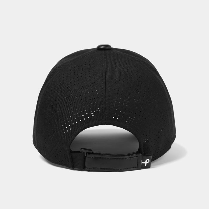 Heal Creek(ヒールクリーク)パンチングロゴキャップ