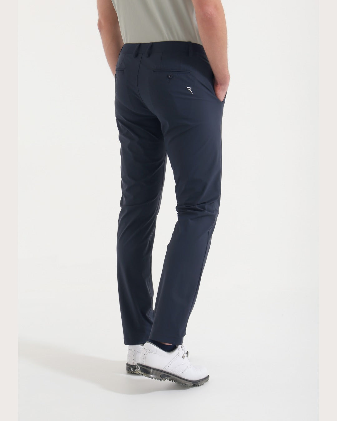 CHERVO(シェルボ)パワースイング4ウェイストレッチパンツ